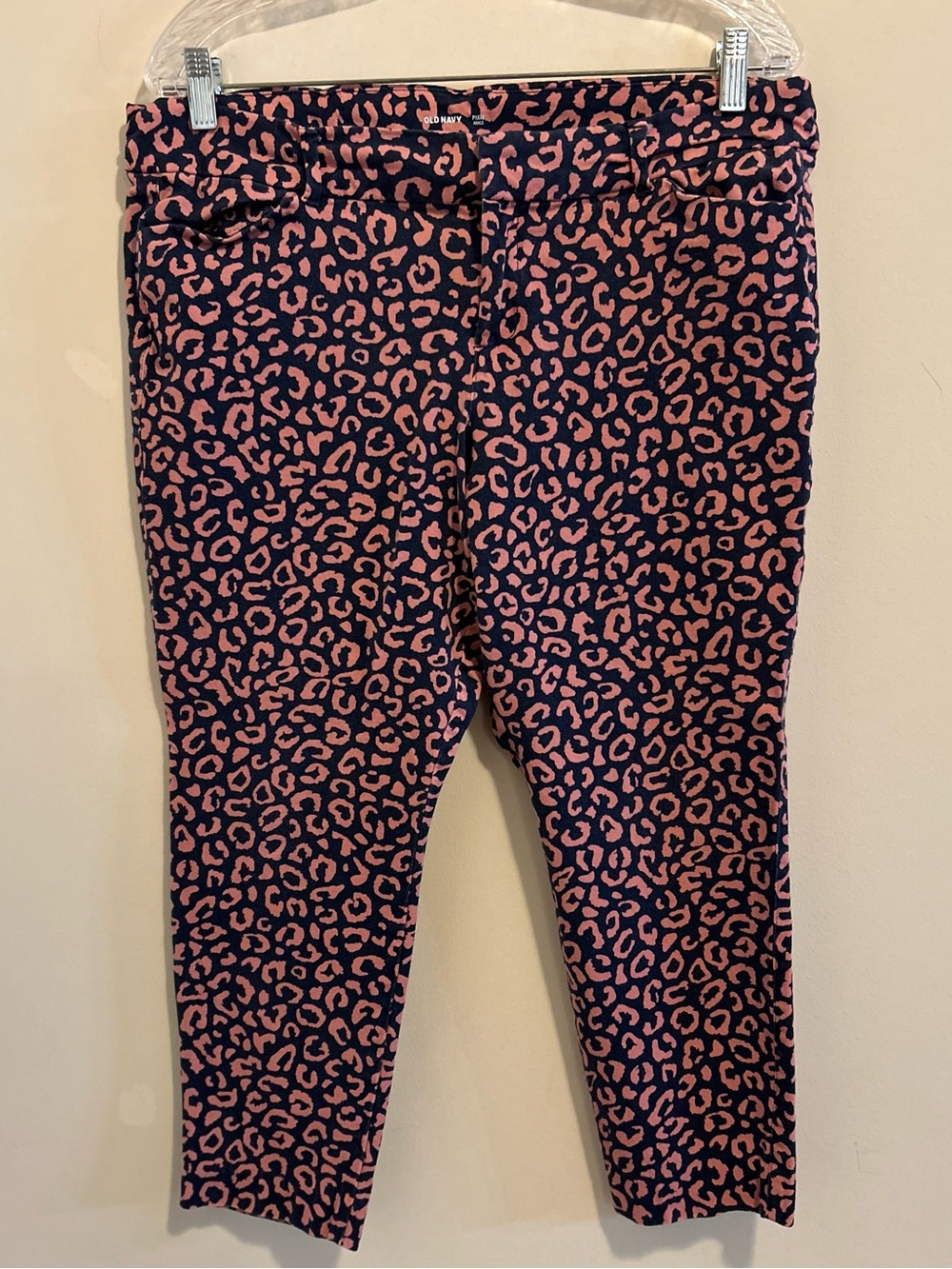 Old‎ Navy Pink and Navy Pixie Ankle Pants